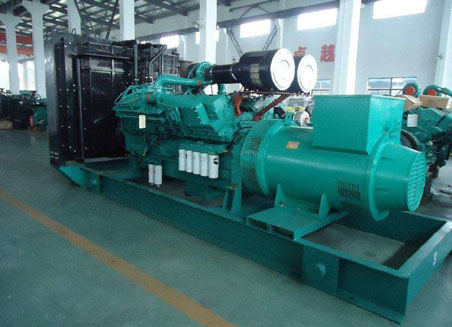 罗平800kw康明斯柴油发电机组图片 罗平800kw康明斯柴油发电机组图片